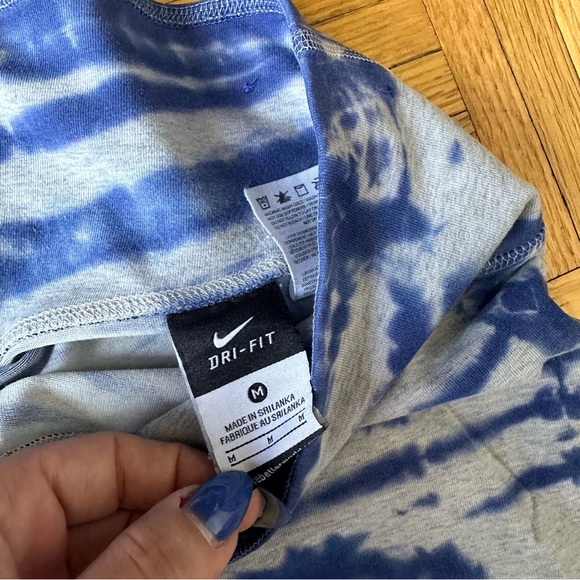 Nike Bundle Of 2 Capri Legging Blue & Black Size Medium - Picture 5 of 6